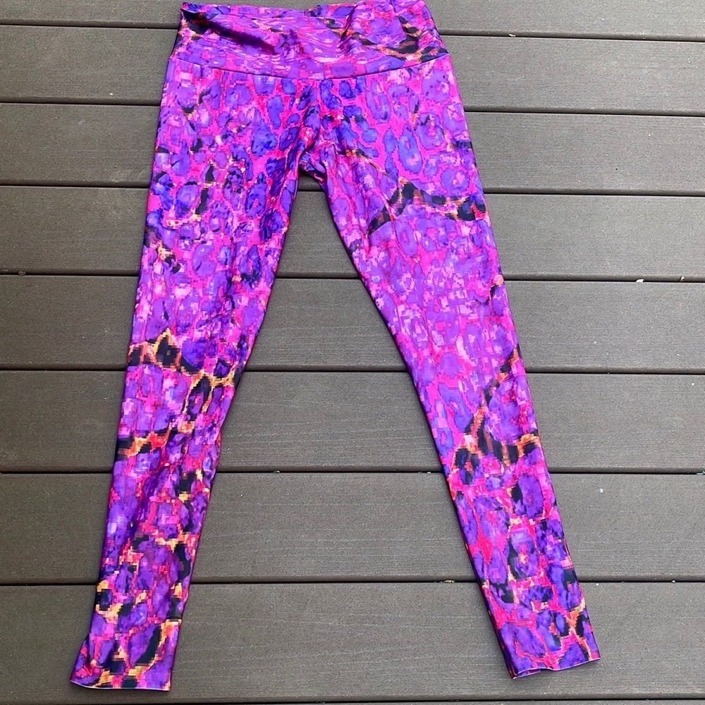 ART of Where Women’s Multi-Colored Legging
